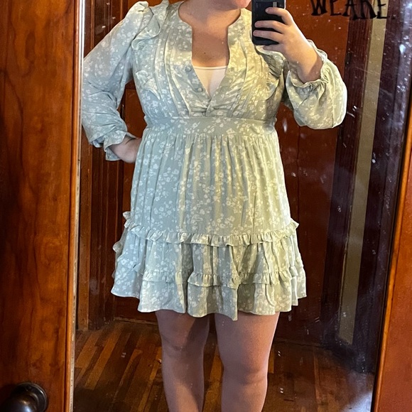 Dress new with tags - Picture 1 of 3